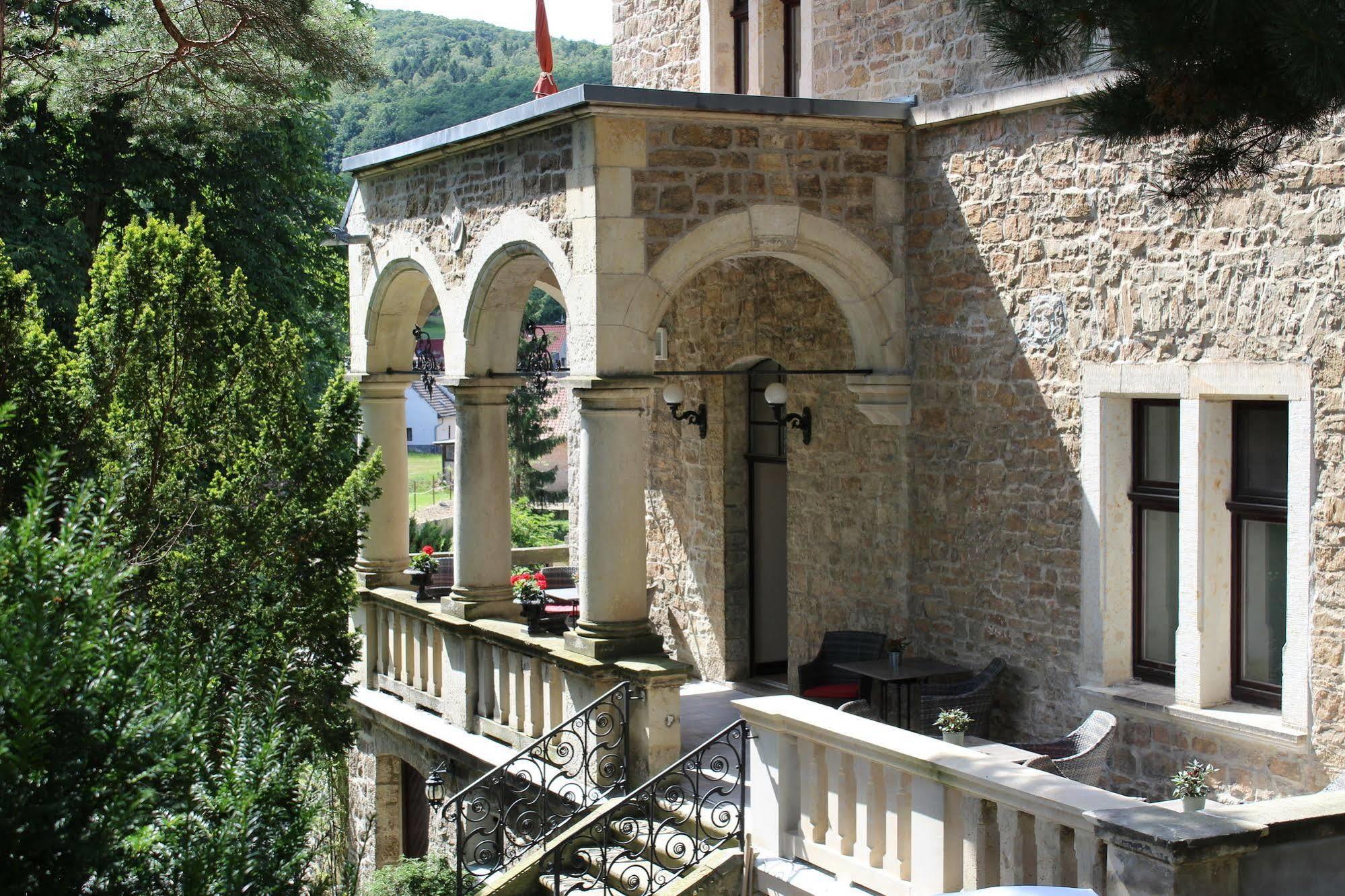 Schlosshotel Stecklenberg Thale Exteriör bild